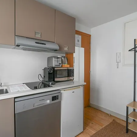 French typical apartment (opéra 5D)-3
