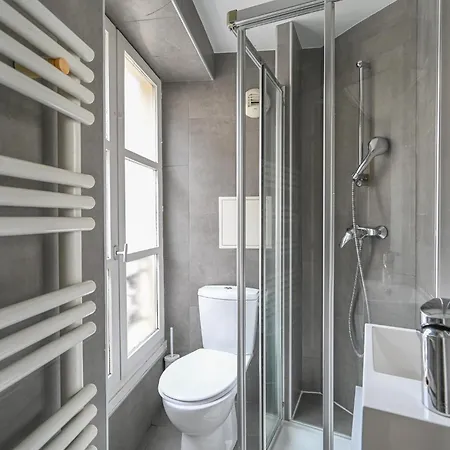 French typical apartment (opéra 5D)-3