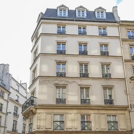 French typical apartment (opéra 5D)-2